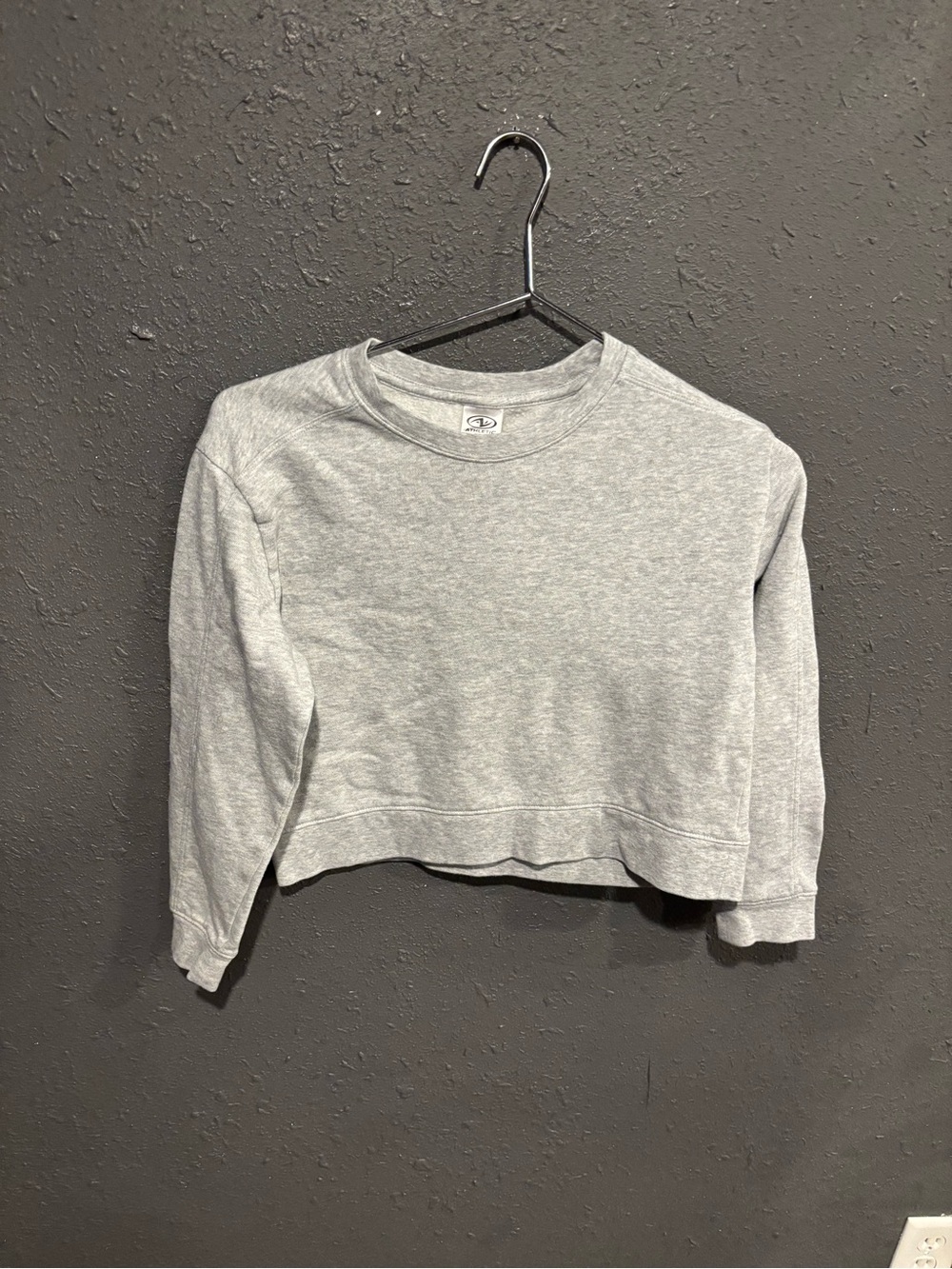 Athletic Works Light Gray Cropped Crewneck Sweatshirt